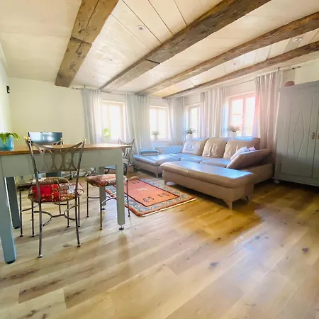 Tranquil Ground Floor Apartment: Dog-friendly With Modern Comforts * Nehren (Baden-Wurttemberg)