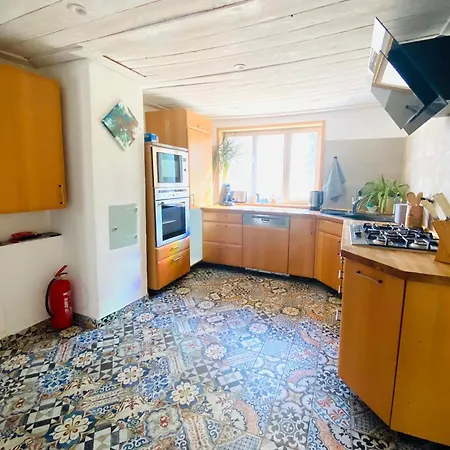 Apartment Tranquil Ground Floor Apartment: Dog-friendly With Modern Comforts *